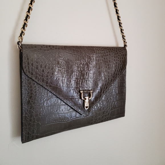 Vintage Gray Vinyl Faux Snakeskin Flat Envelope Purse with Chain - Picture 10 of 10